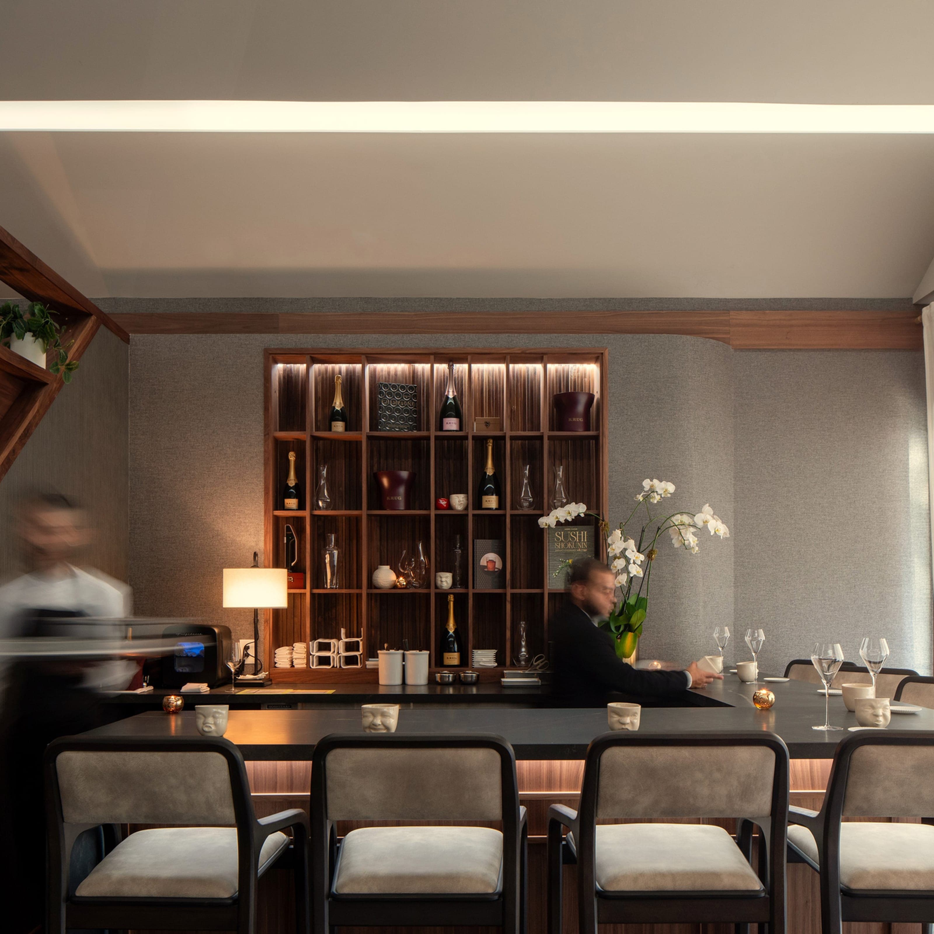 Ômo by Jônt - Image 1